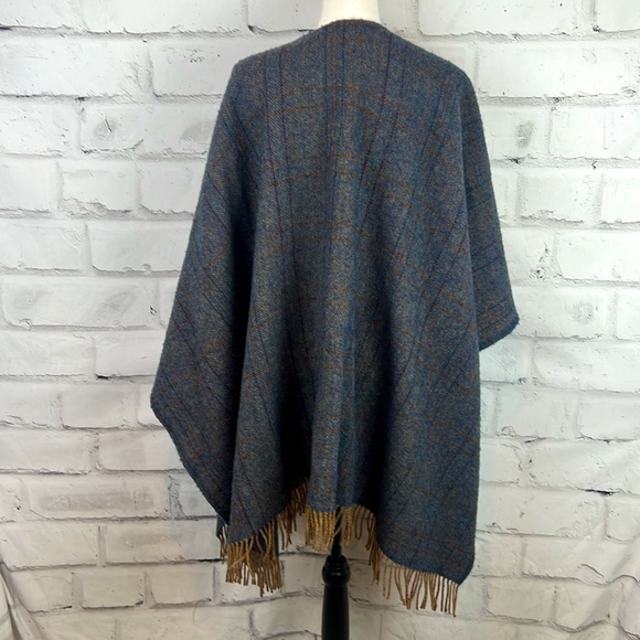 100% Lambswool Tweed Ruana Herringbone Woven Made in UK Blue/Multi - Picture 5 of 8